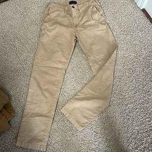 American Eagle Khaki mens pants size 30x32.
